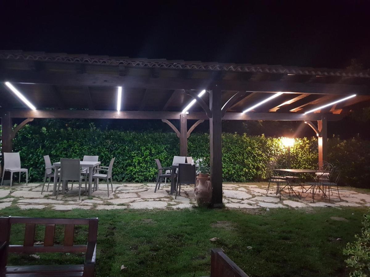 La Taverna Morcone Buitenkant foto